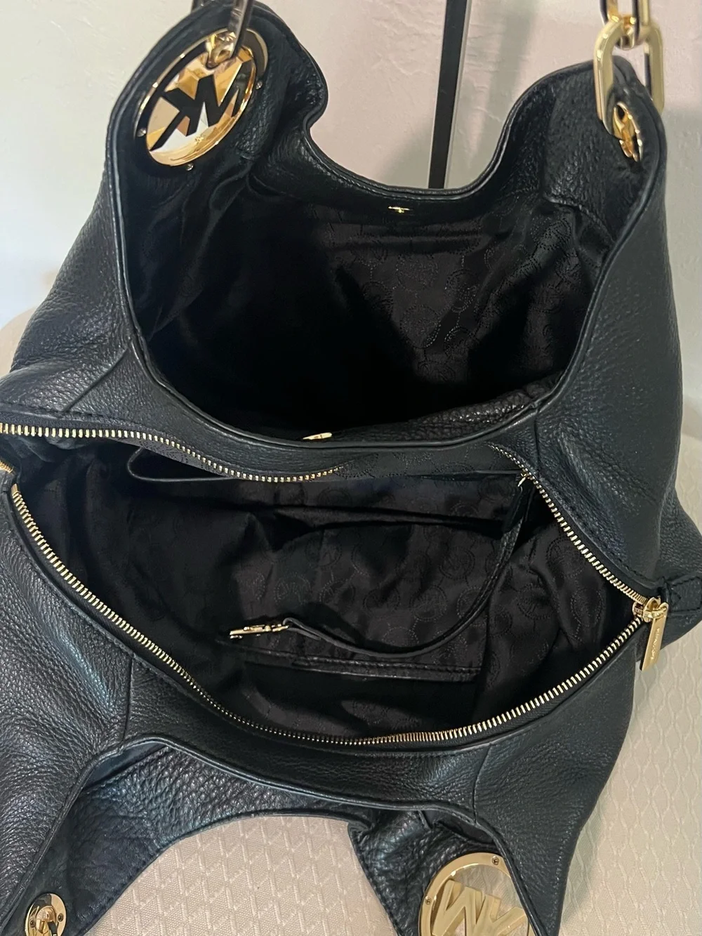 Michael Kors Black Pebbled Leather Fulton Hobo Shoulder Bag with Gold Hardware